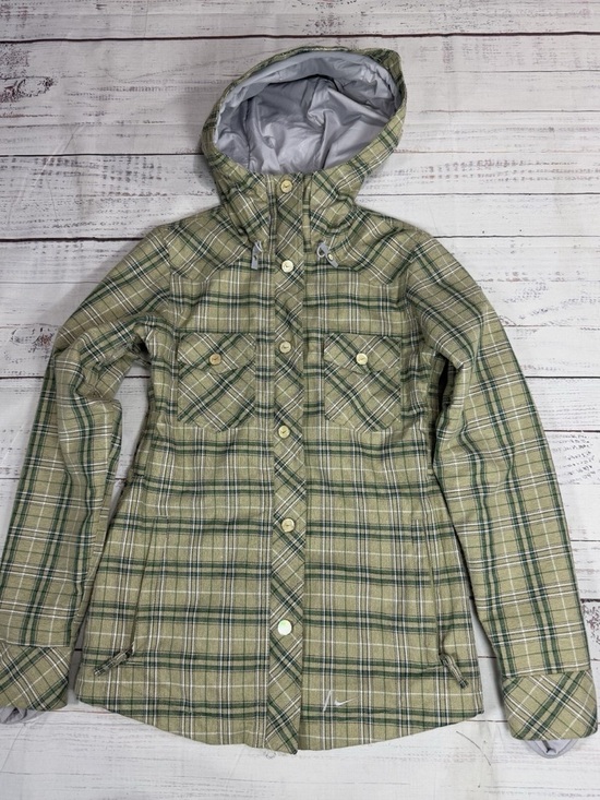 Nike Jackets & Blazers - EUC NIKE SNOWBOARDING Plaid Hooded Jacket with Button/zipper closure, many pkts